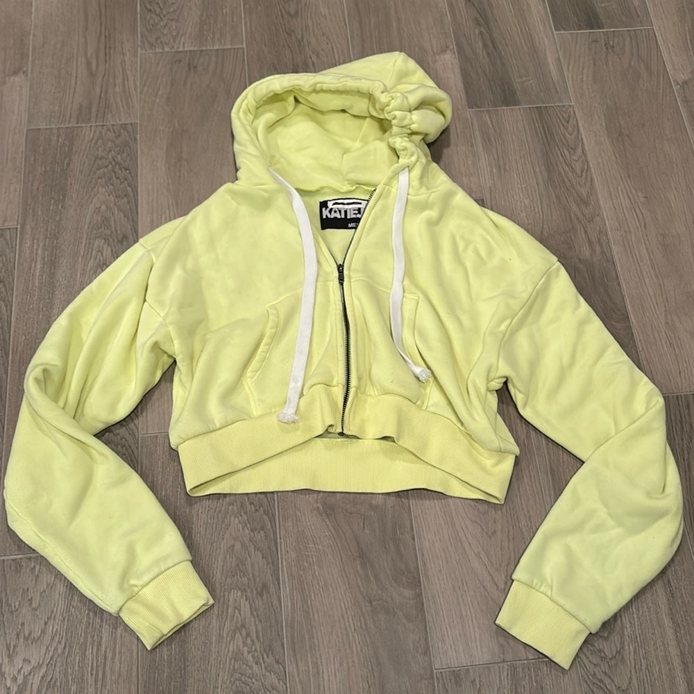 Katie J NYC Junior Girls Neon Yellow Cropped Zip Up Size M